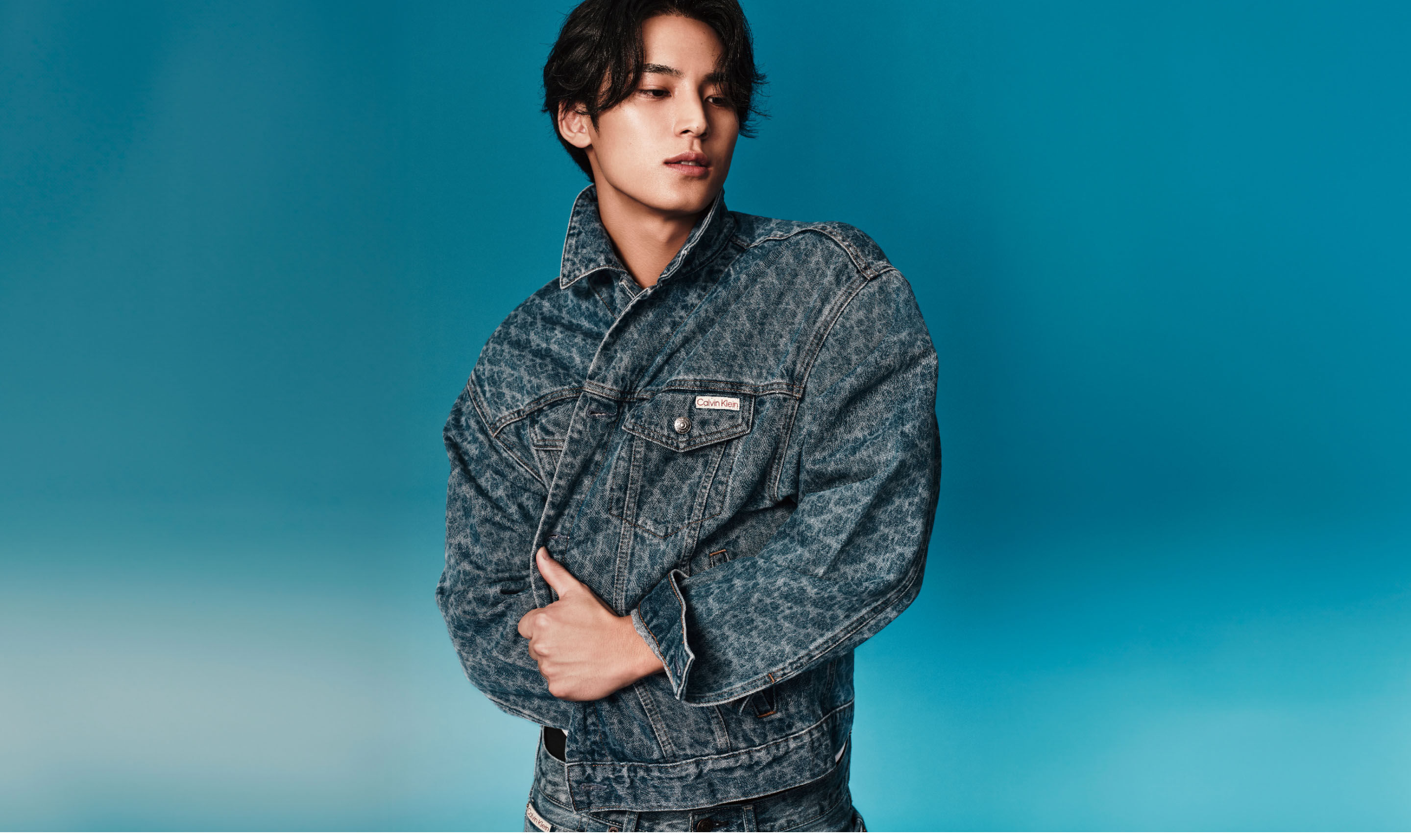 Calvin Klein - Mingyu Goes Bold